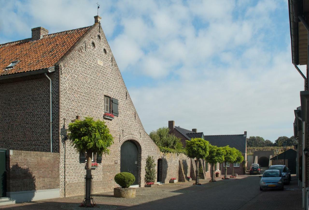 Het Gildehuis Met Sauna En Jacuzzi Stevensweert Dış mekan fotoğraf